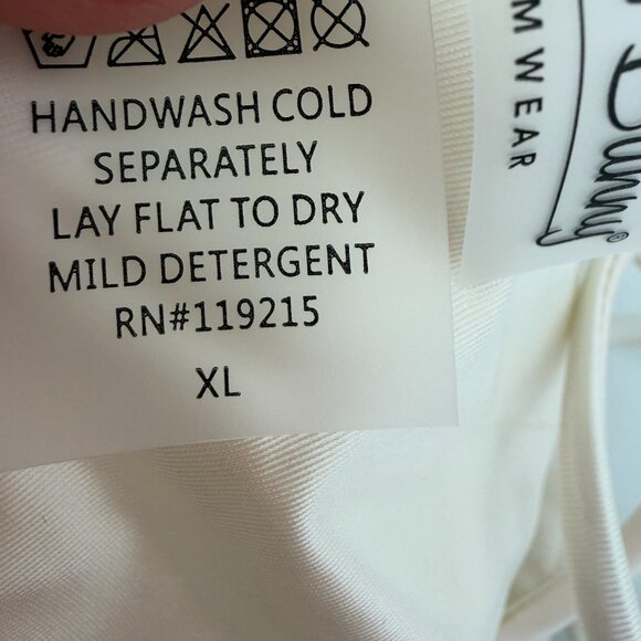 Beach bunny Evangeline bikini - Picture 10 of 15